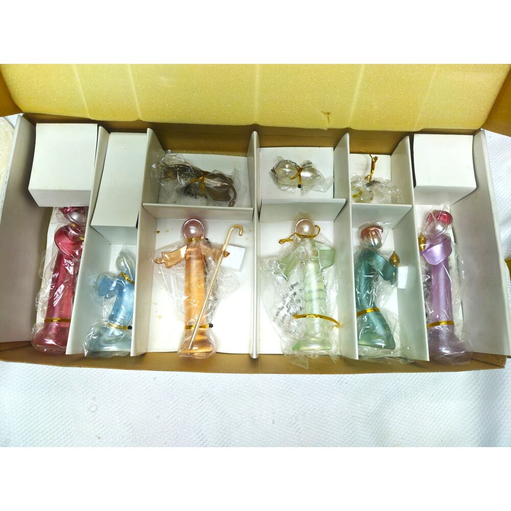 Salviati Opalescent Glass Nativity 9 Pieces Marshall Fieldsm